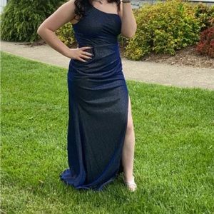 David’s bridal prom dress midnight blue with iridescent shimmer size 8